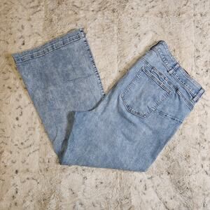 Torrid Bombshell Flair Premium Stretch Light Wash Jeans Size  Size 26S